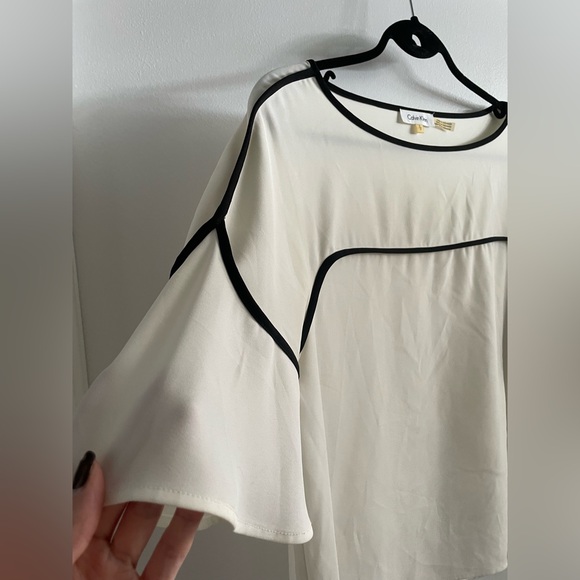 CALVIN KLEIN Ivory Blouse with Black Trim - Picture 2 of 6